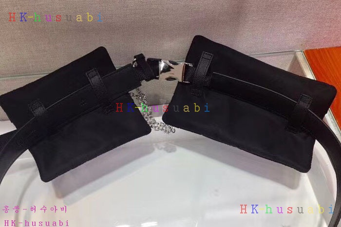 ★미러급★ 프라다 힙색   P 272250
