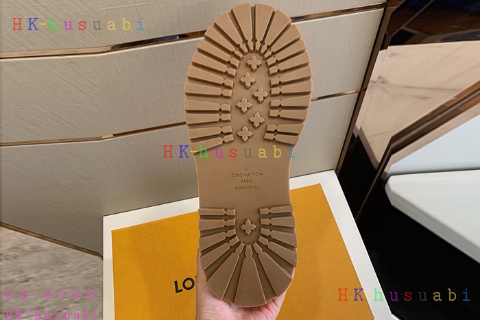 NEW 루이비통 남성용 스니커즈 LV 247782