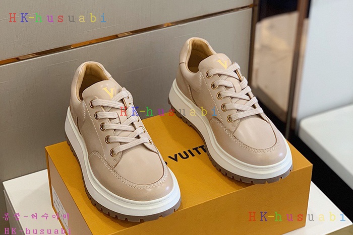 NEW 루이비통 남성용 스니커즈 LV 247782