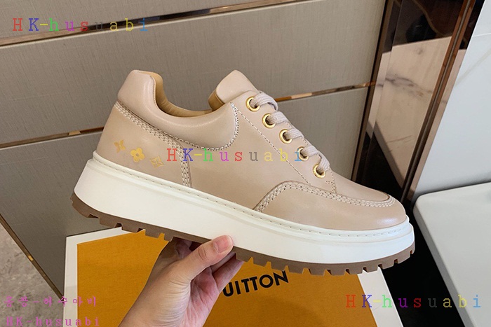 NEW 루이비통 남성용 스니커즈 LV 247782