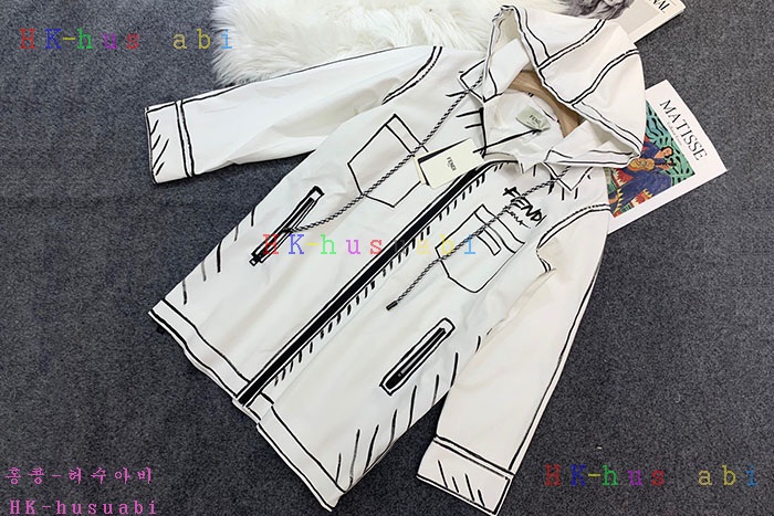 NEW 펜디 상의 신상 FD 572237