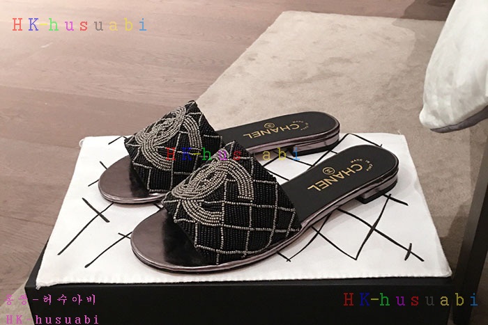 NEW 샤넬 슬리퍼 신상 C5824001