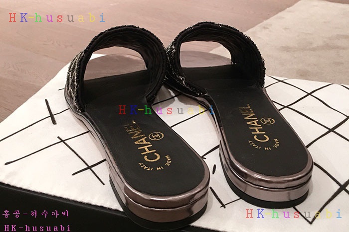 NEW 샤넬 슬리퍼 신상 C5824001