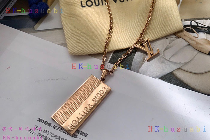 NEW 루이비통 목걸이 신상 LV 7477148