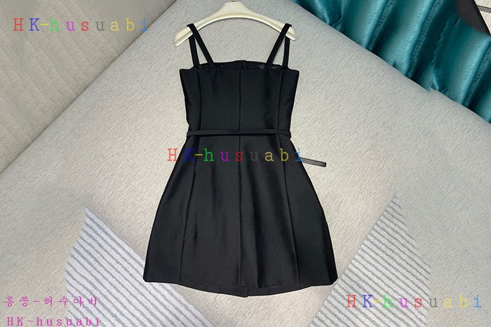 NEW 디올 치마 신상 DR 424436