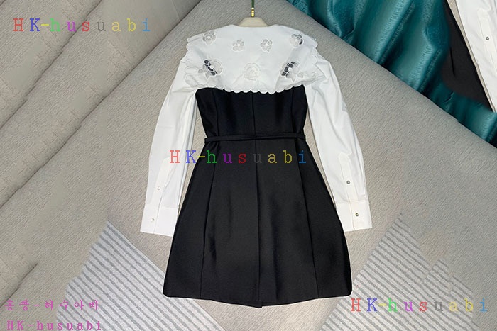 NEW 디올 치마 신상 DR 424436