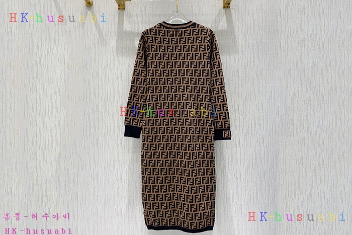 NEW 펜디 원피스 신상 FD 2583363