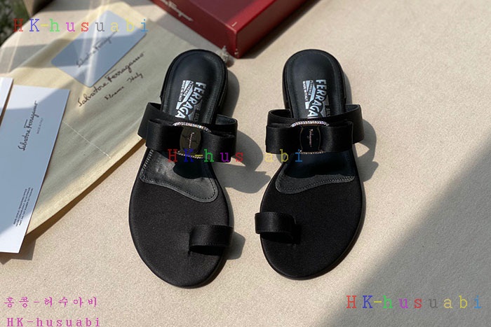 NEW 페라가모 신발 신상 F 4299660