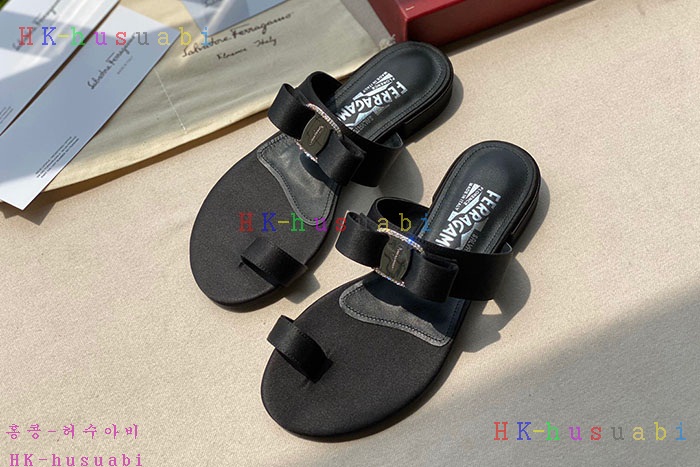 NEW 페라가모 신발 신상 F 4299660
