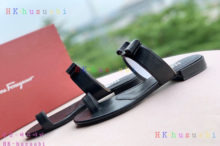NEW 페라가모 신발 신상 F 4299660