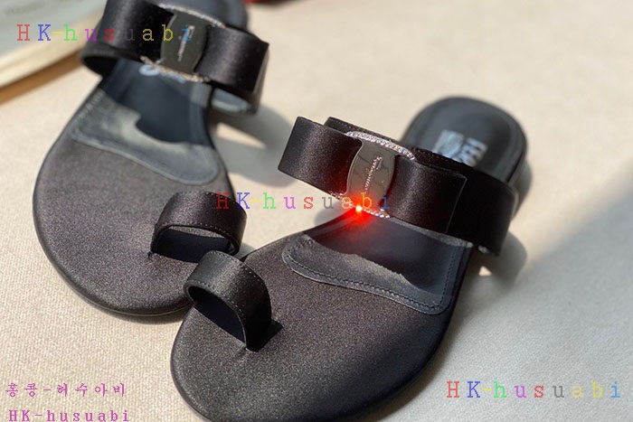 NEW 페라가모 신발 신상 F 4299660