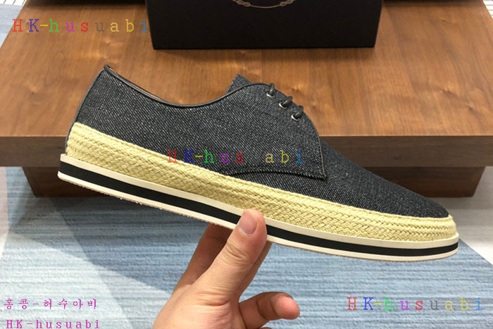NEW 프라다 스니커즈 신상 P 424446