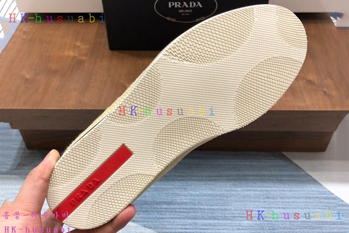 NEW 프라다 스니커즈 신상 P 424446