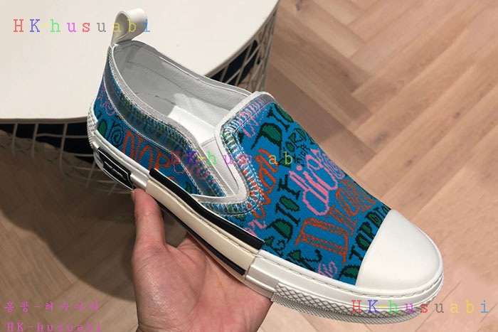NEW 디올 신발 신상 DR 672582