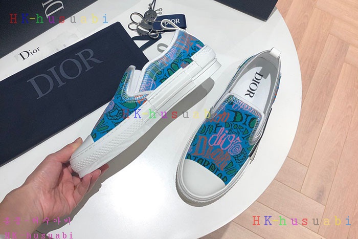 NEW 디올 신발 신상 DR 672582
