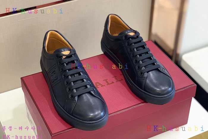NEW 발리 스니커즈 신상 B 444730