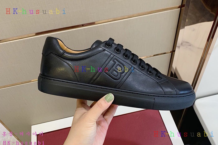 NEW 발리 스니커즈 신상 B 444730