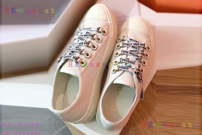 NEW 디올 신발 신상 DR 5724412