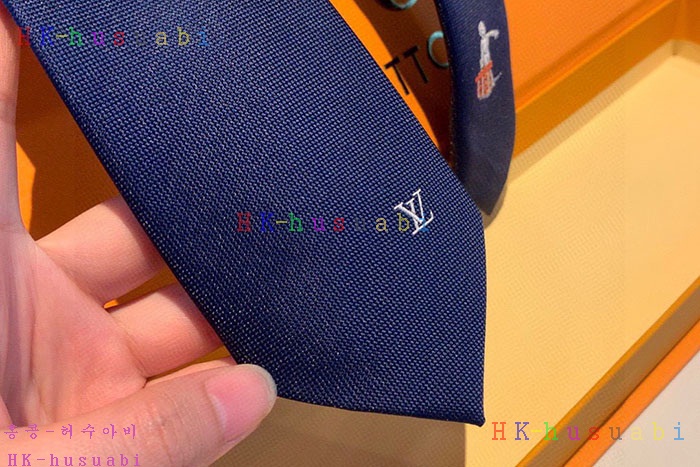 NEW 루이비통 넥타이 신상 LV 757454