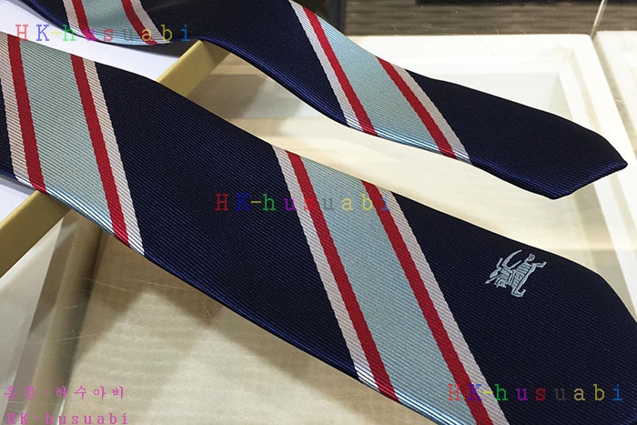 NEW 버버리 넥타이 신상 BB 724113