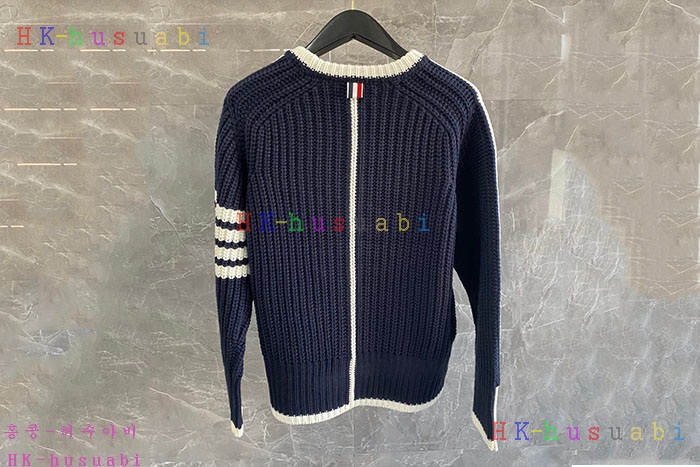 NEW 톰브라운 니트 신상 TB 725523