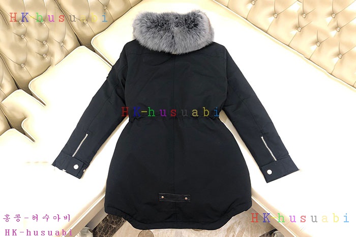 NEW 무스너클 패딩 신상 M 428885