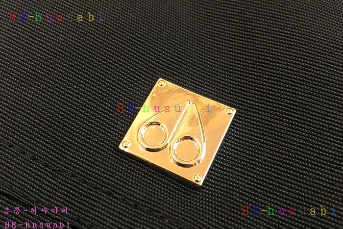 NEW 무스너클 패딩 신상 M 428885