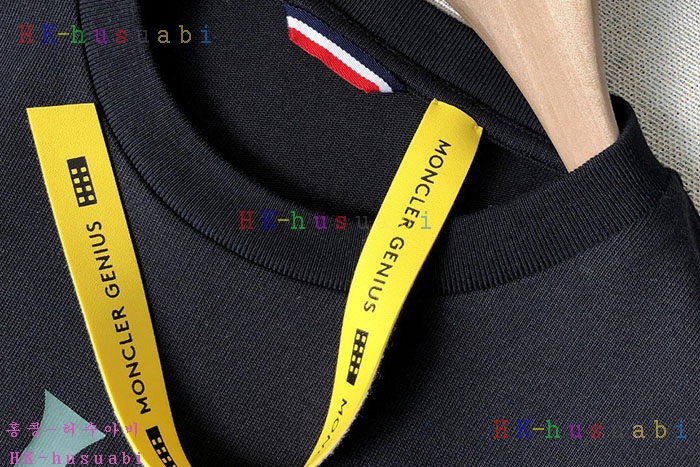 NEW 몽클레어 긴팔티 신상 M 758005