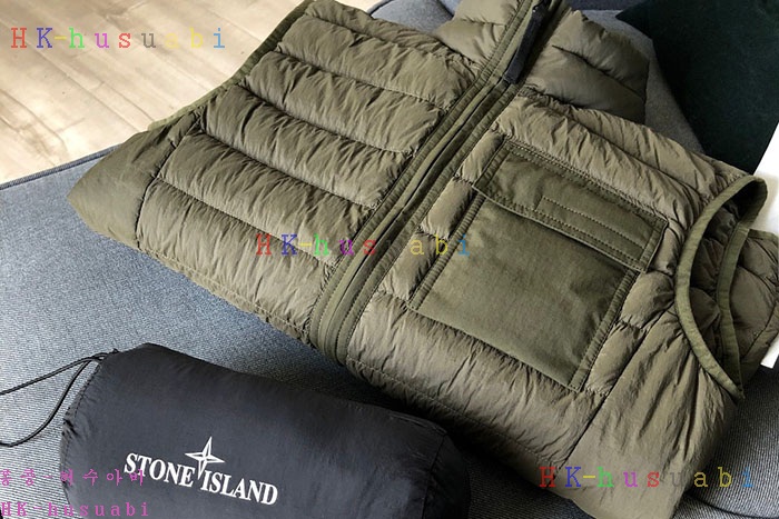 NEW 스톤 아일랜드 패딩조끼 신상 ST 857255