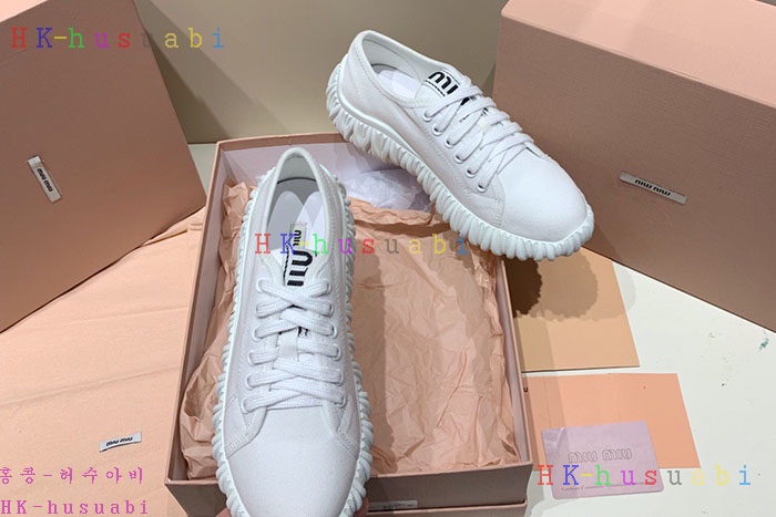 NEW 미우미우 신발 신상 M 4236222