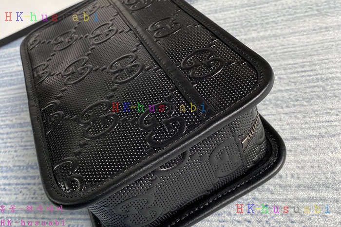 ★미러급★ 구찌 GG엠보스 파우치  GU 627470