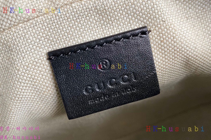★미러급★ 구찌 GG엠보스 파우치  GU 627470
