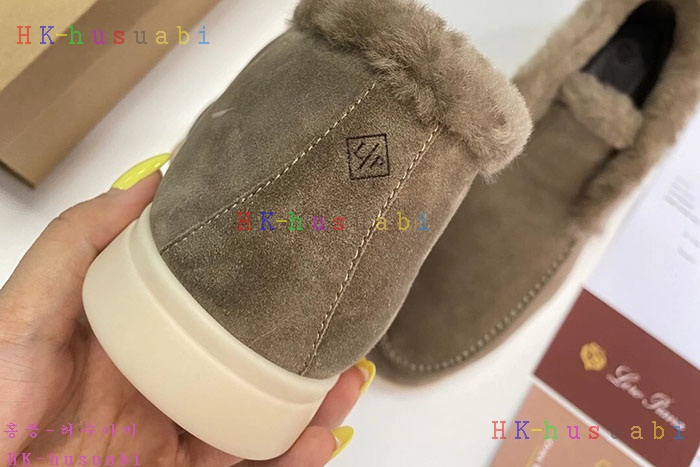 NEW 로로피아나 신발 신상 L 572222