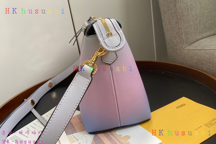 ★미러급★펜디 바이더웨이 토트백 FD 88736