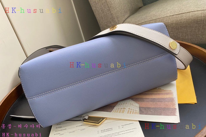 ★미러급★펜디 바이더웨이 토트백 FD 88736