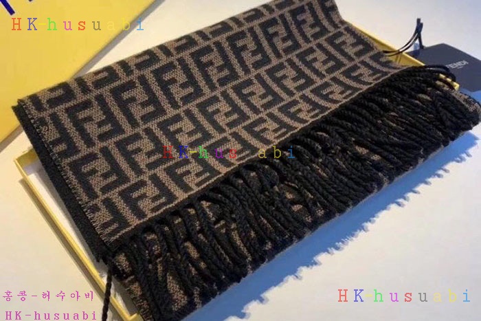 NEW 펜디 머플러 신상 FD 22433