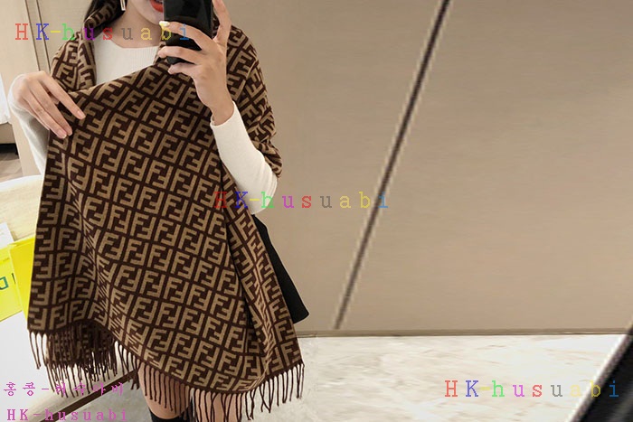 NEW 펜디 머플러 신상 FD 22429