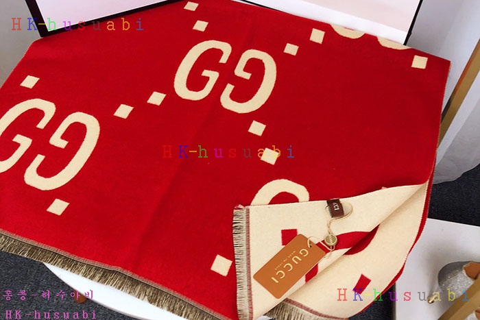 NEW 구찌 머플러 신상 GU 2436721