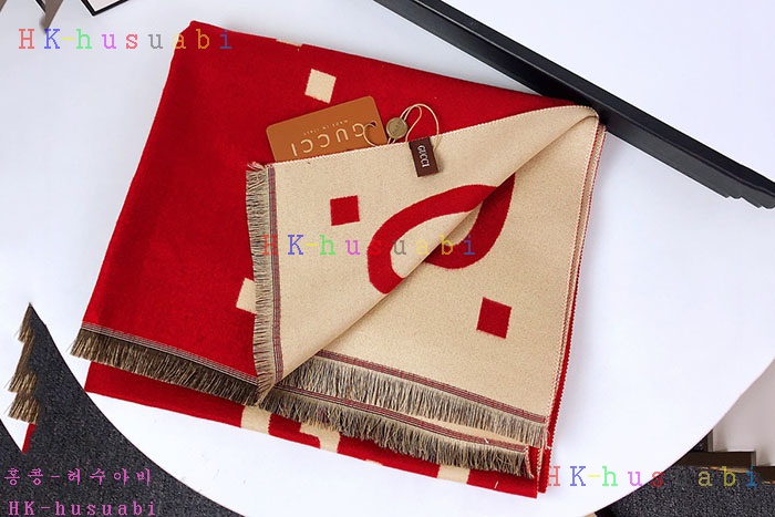 NEW 구찌 머플러 신상 GU 2436721