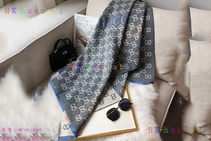 NEW 구찌 머플러 신상 GU 2436735