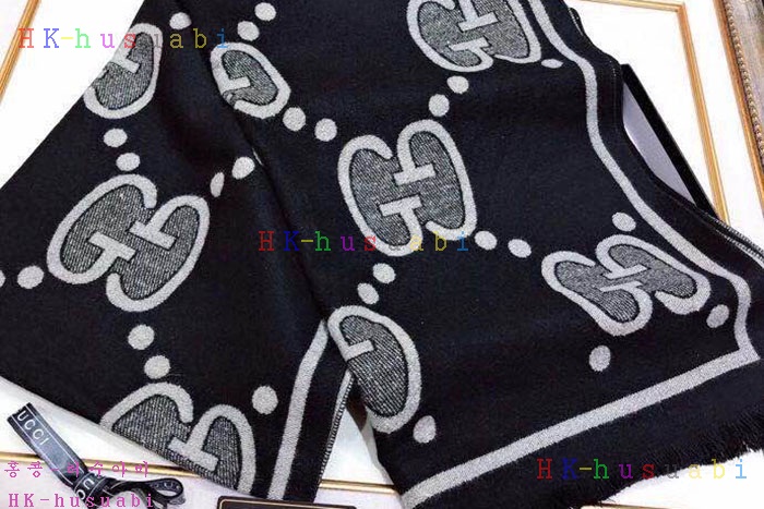 NEW 구찌 머플러 신상 GU 2436741