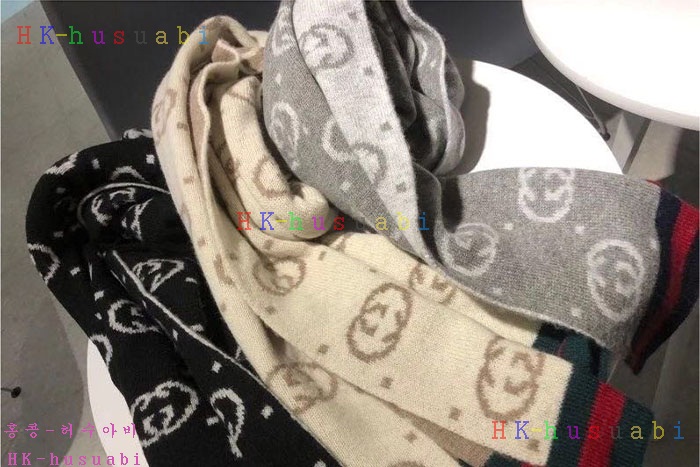 NEW 구찌 머플러 신상 GU 2436745