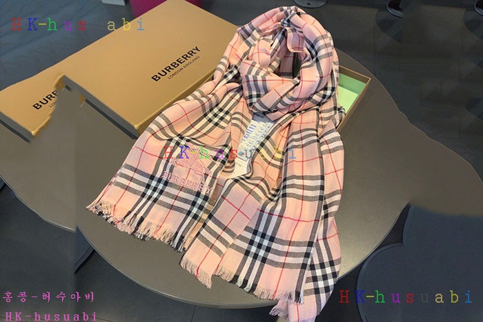 NEW 버버리 머플러 신상 BB 573342