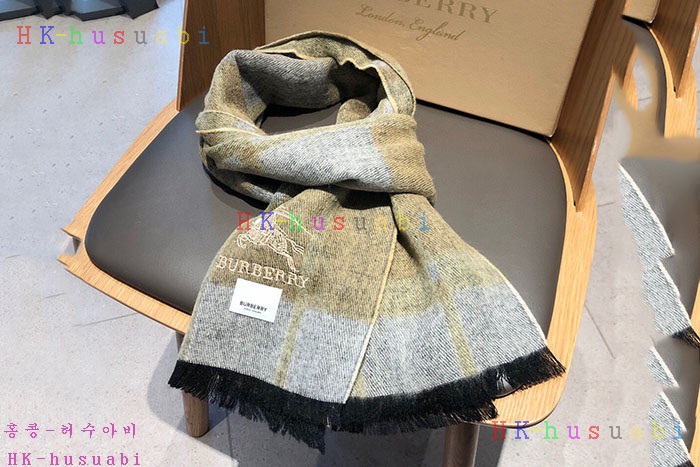 NEW 버버리 머플러 신상 BB 573350