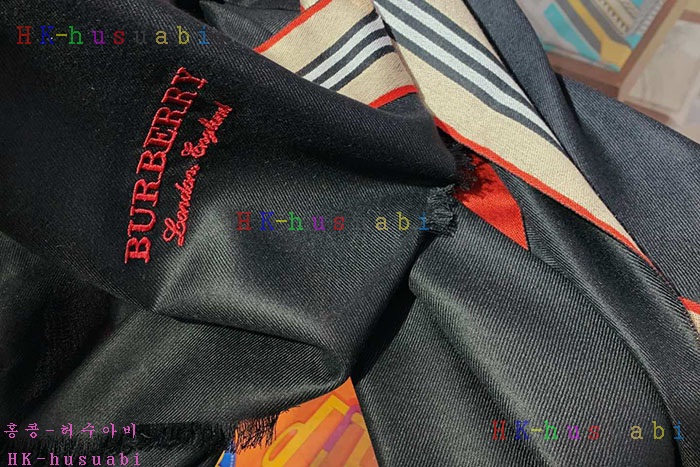 NEW 버버리 머플러 신상 BB 573364