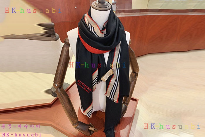 NEW 버버리 머플러 신상 BB 573364
