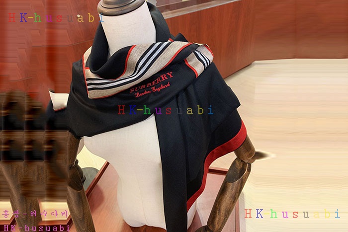 NEW 버버리 머플러 신상 BB 573364