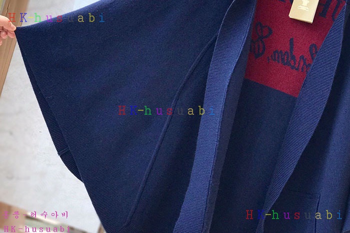 NEW 버버리 망토 신상 BB 573363