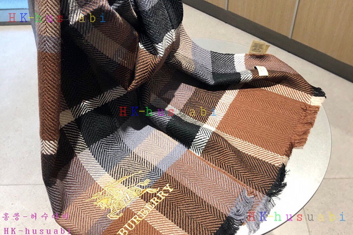 NEW 버버리 머플러 신상 BB 573348