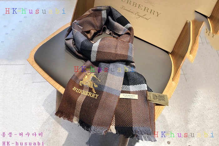 NEW 버버리 머플러 신상 BB 573348